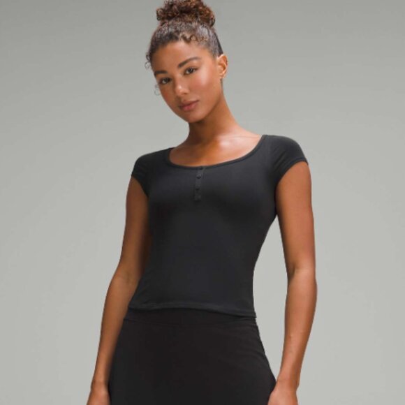 Lululemon Cap-Sleeve Henley T-Shirt NWT Size L Black - Picture 1 of 4